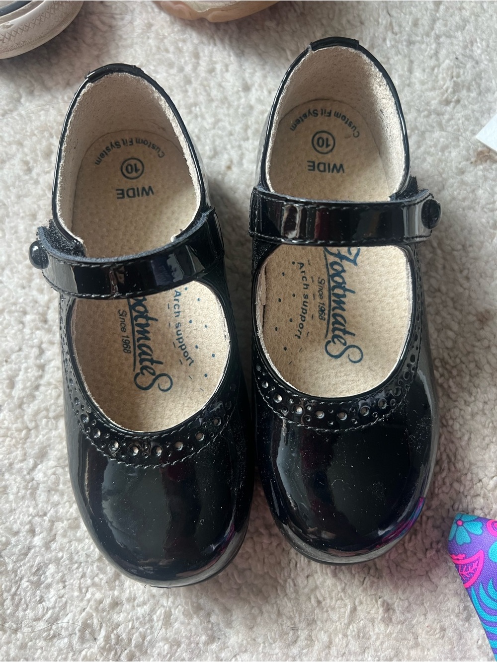 FootMates Black Patent Mary Jane Dress Shoes for Kids